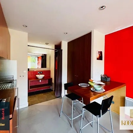 3studioscolornyons Apartment *